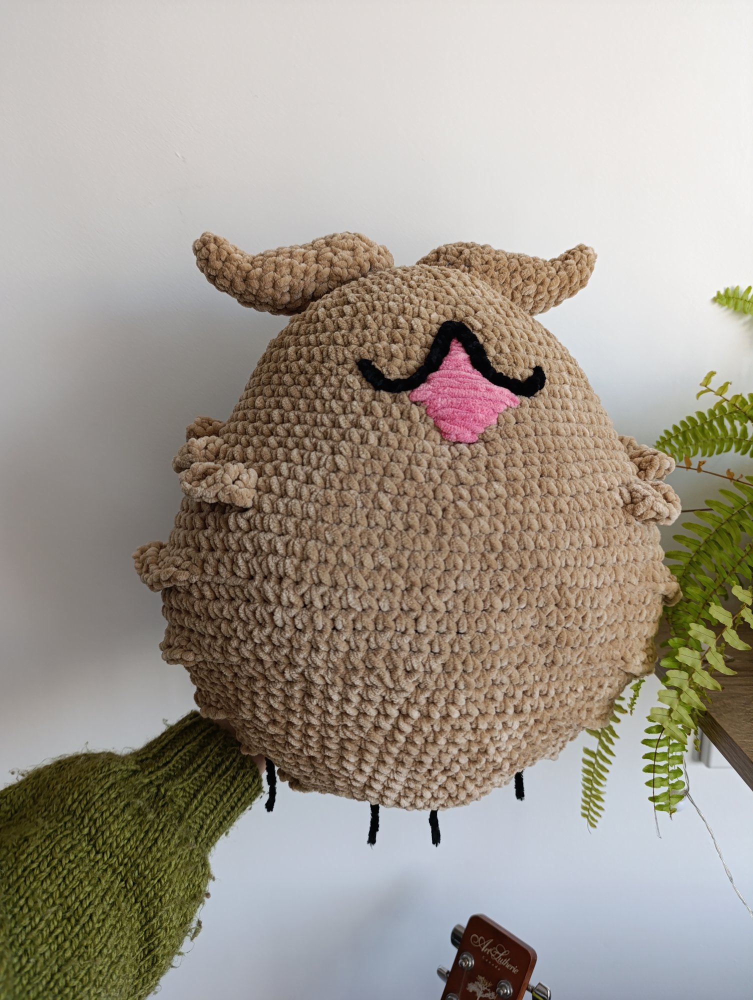 Patron Coussin Crochet - Puce Chunky || FR & EN || Inspirée de Hollow Knight Silksong