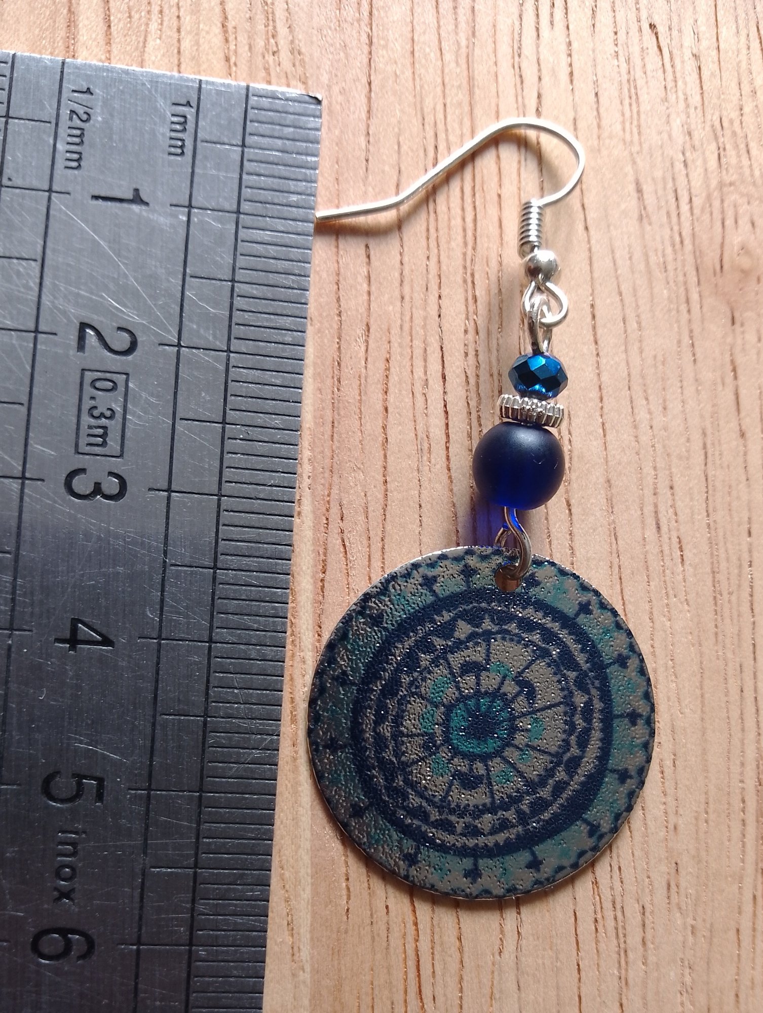 Boucles d'oreilles rondes bleu nuit et argenté
