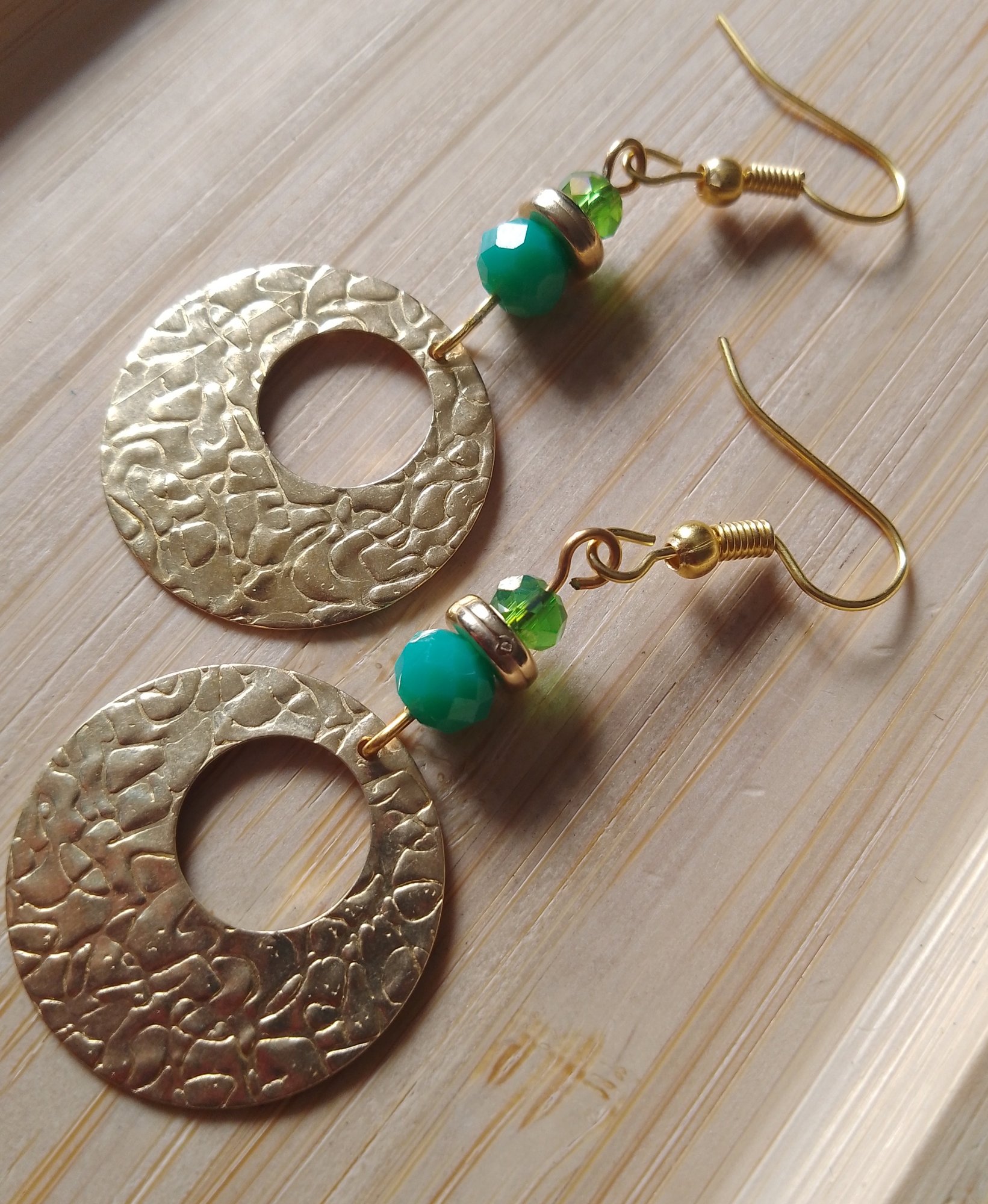 Boucles d'oreilles vert et doré