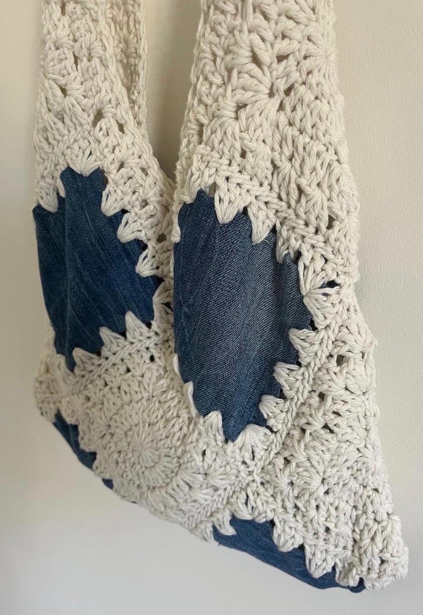 sac vintage crochet et jean fait main pièce unique