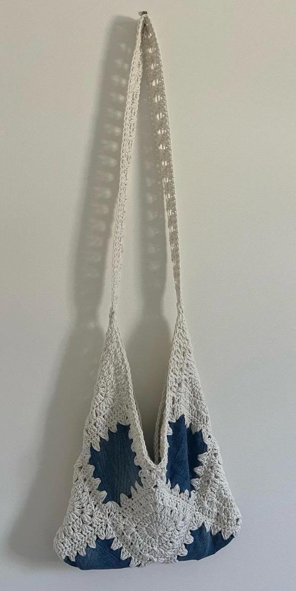 sac vintage crochet et jean fait main pièce unique