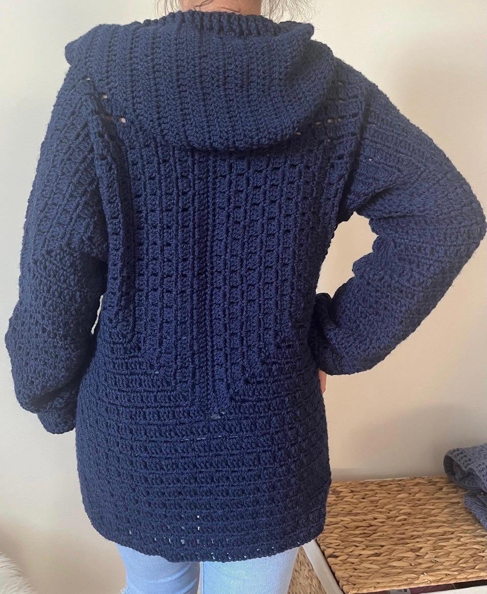 veste cardigan à capuche veste longue au crochet bleue marine Taille S/M