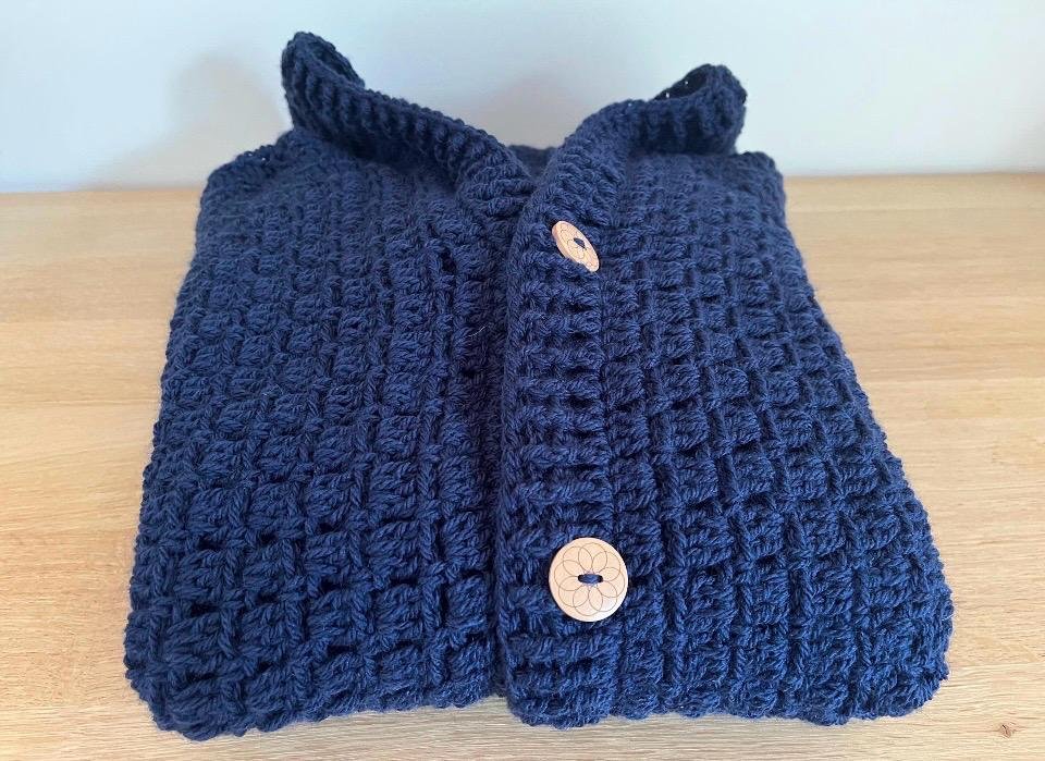 veste cardigan à capuche veste longue au crochet bleue marine Taille S/M