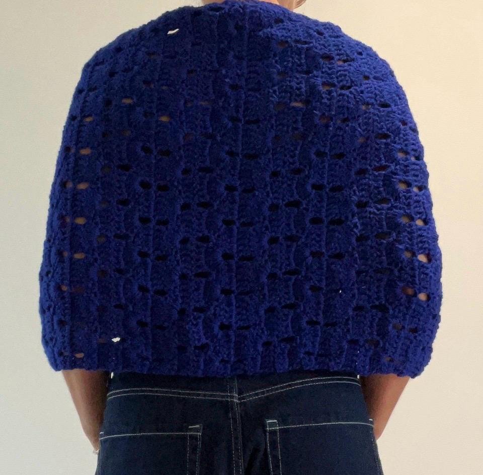 écharpe infinie pull poncho châle couvre épaules au crochet bleu indigo TU