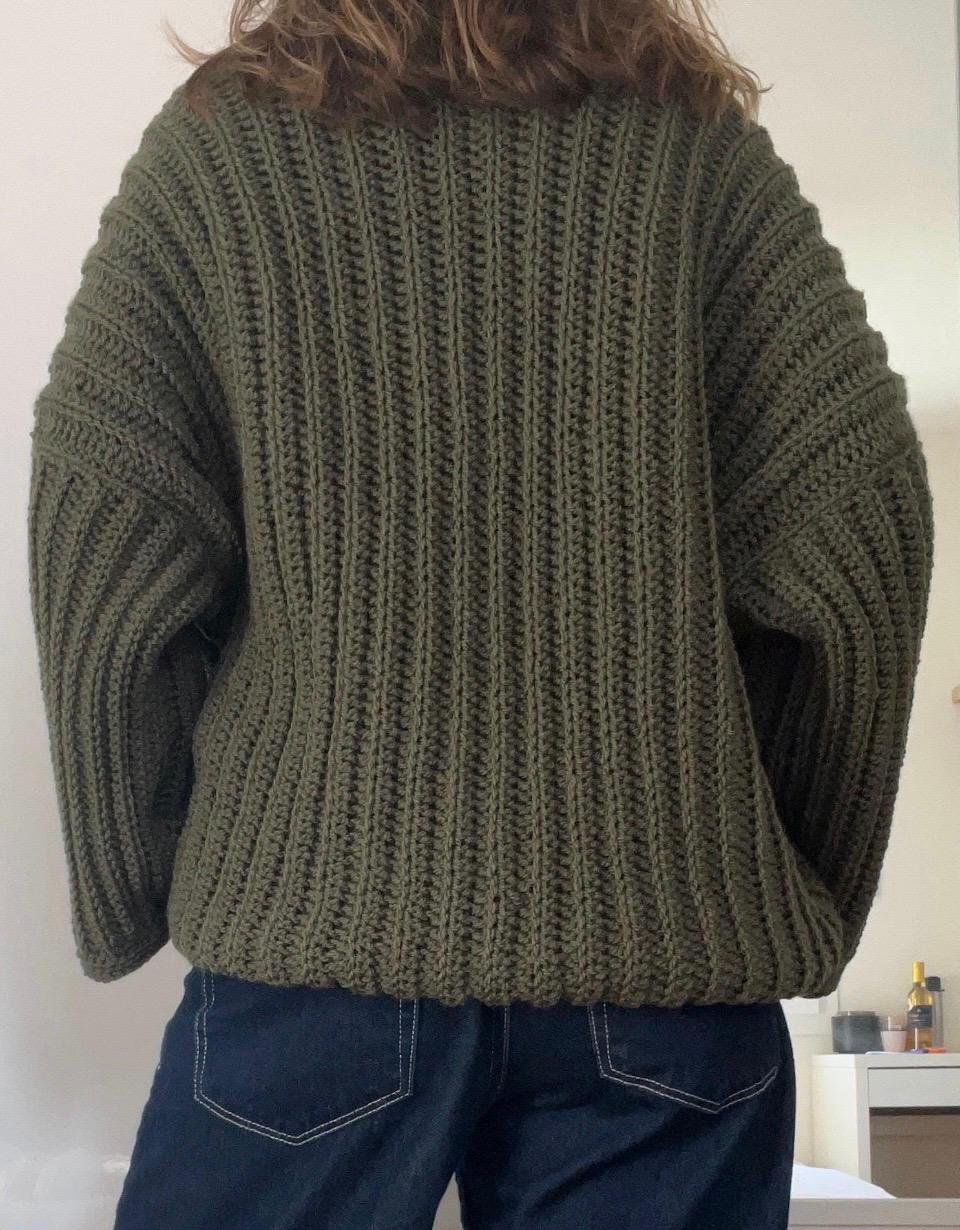 Cardigan veste oversize longue au crochet fait main