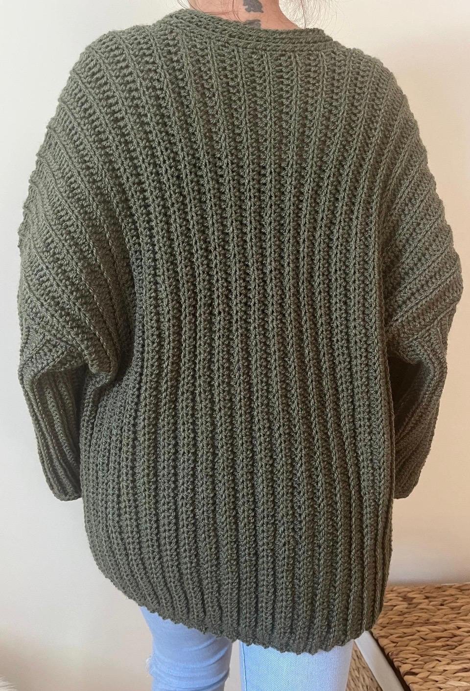 Cardigan veste oversize longue au crochet fait main