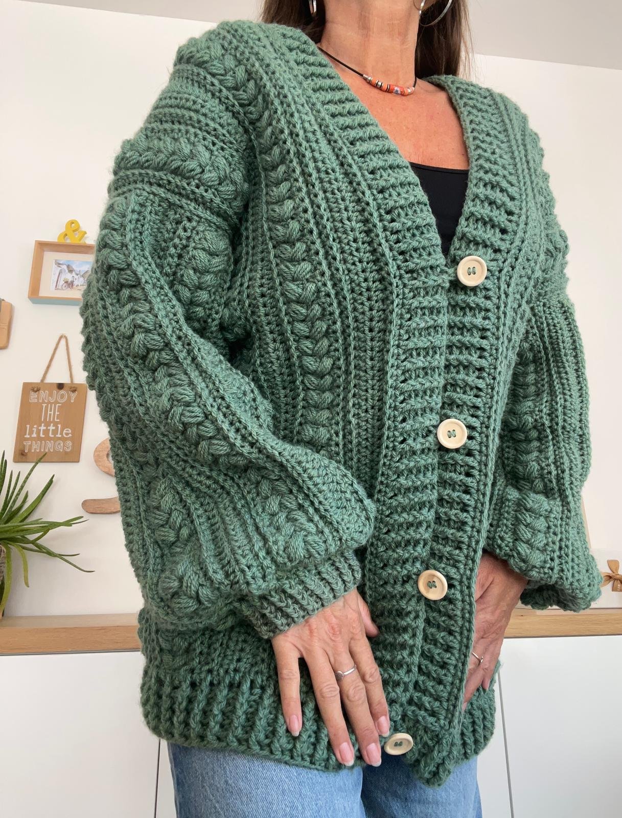 Gilet femme au crochet - cardigan fait main à torsades - veste chaude style irlandais - gilet oversize bohème