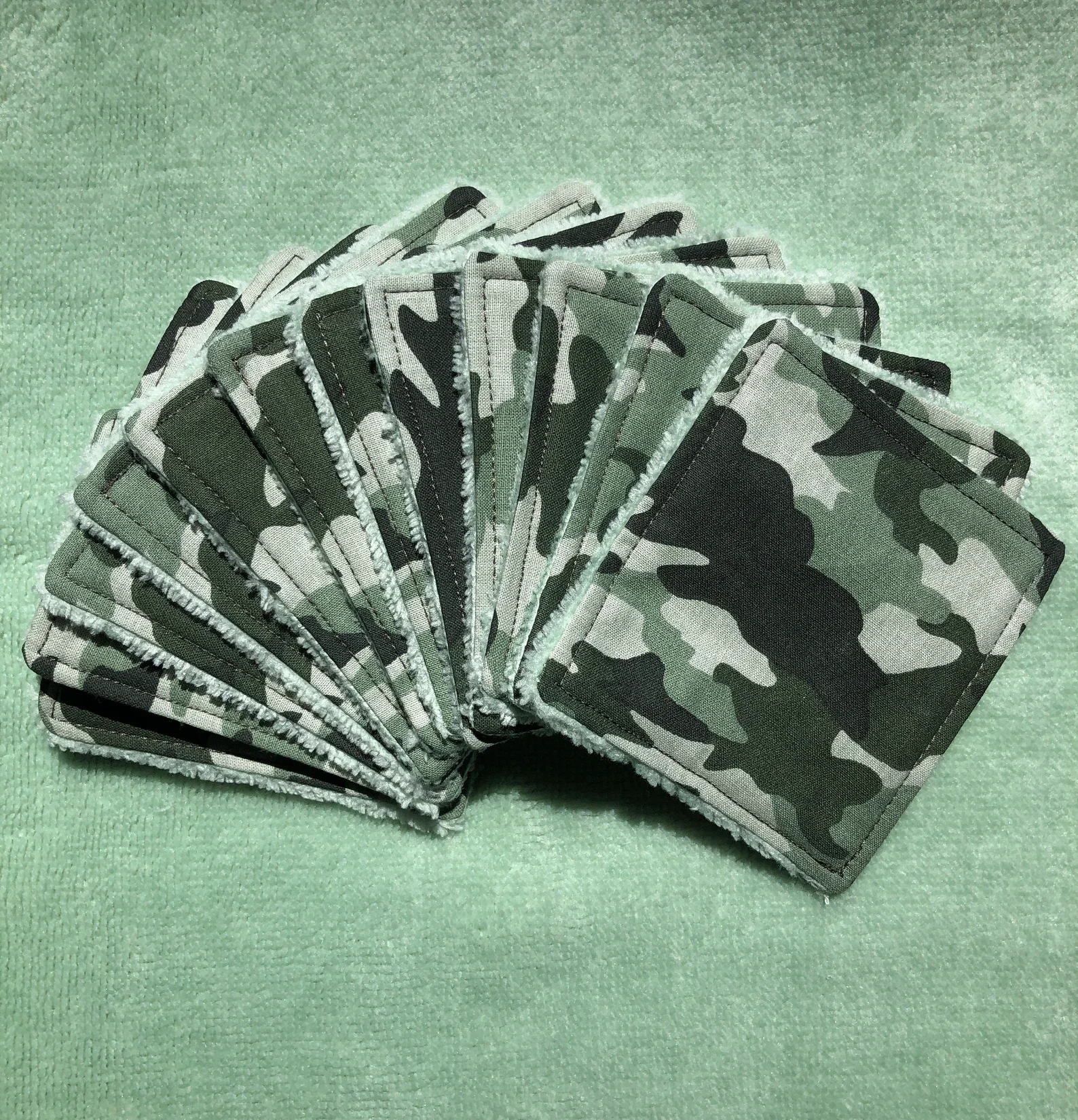Lingettes démaquillantes (camouflage)