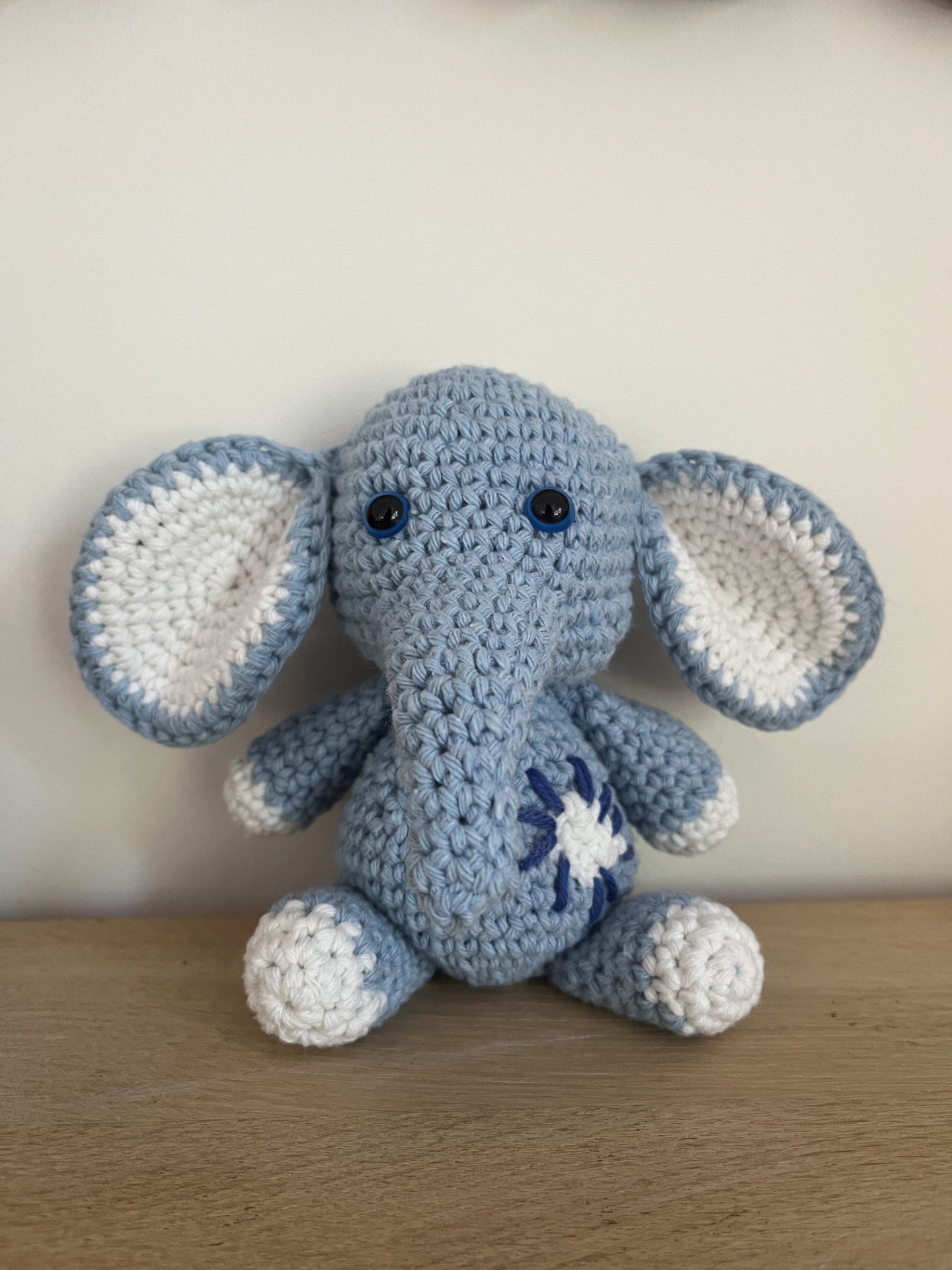 éléphant peluche jouet au crochet