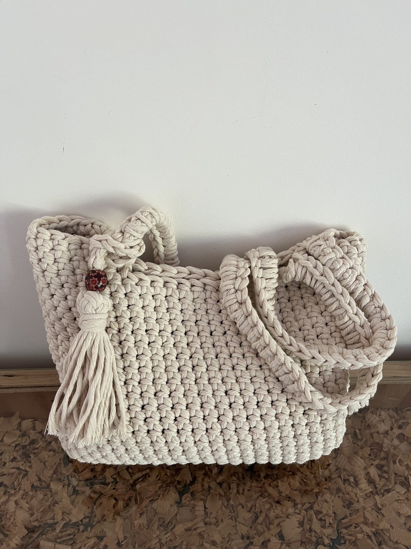 sac fourre tout, sac cabas, sac de plage, sac porté épaules au crochet en gros fil de macramé