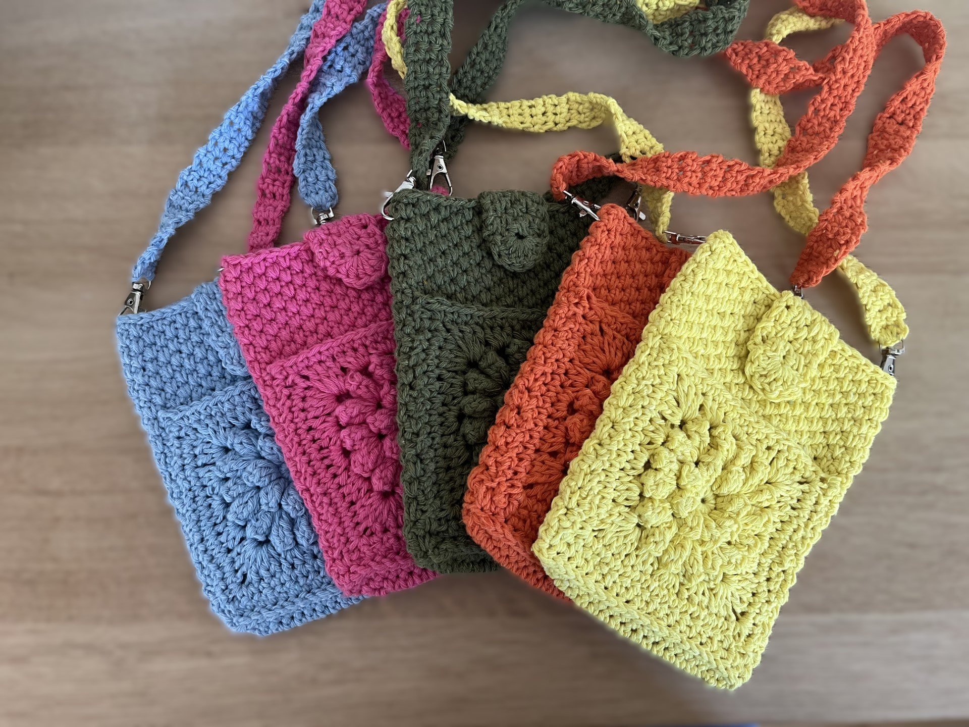 sac bandoulière pochette au crochet style bohème jaune